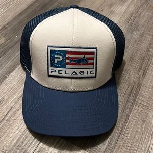 Pelagic ball cap white and blue NWT